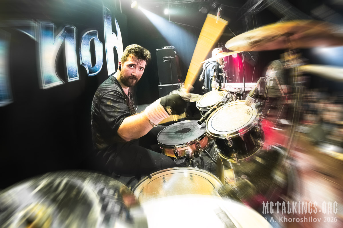 4 - ������