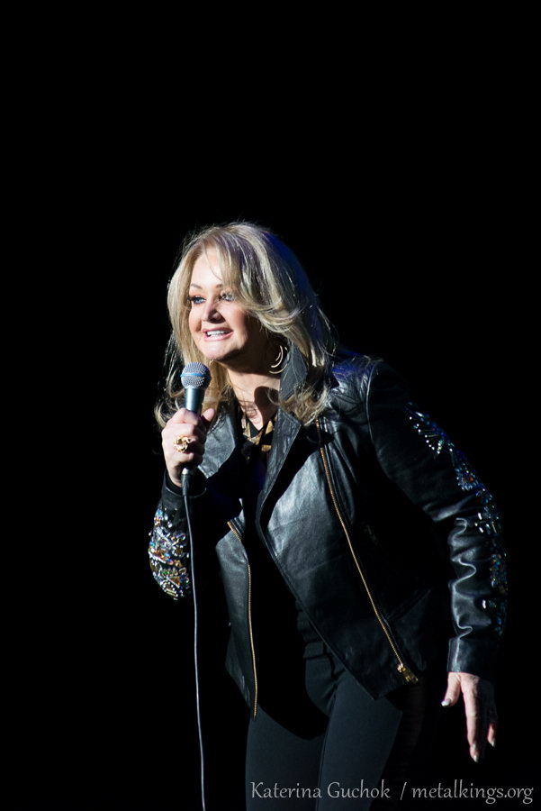 18 - BONNIE TYLER