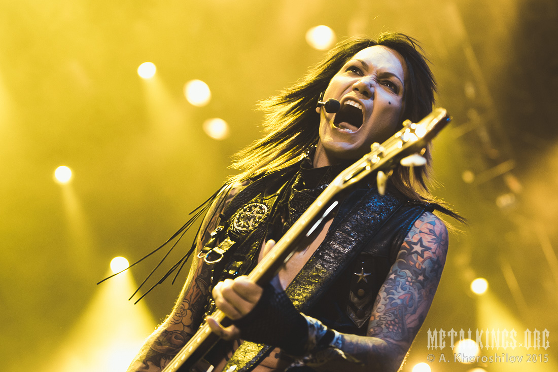 18 - BLACK VEIL BRIDES