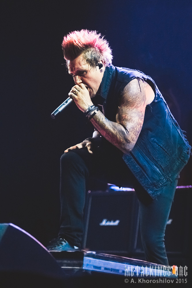 5 - Papa Roach