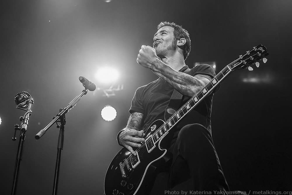 6 - Godsmack