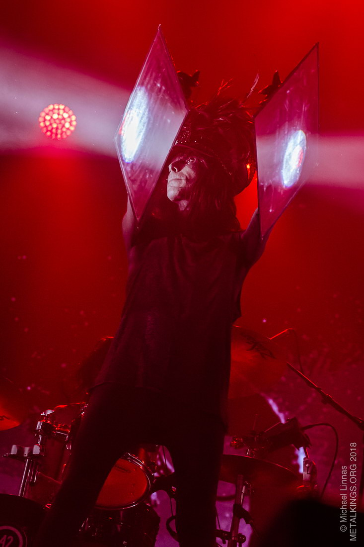 13 - IAMX