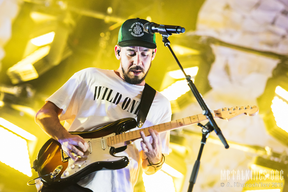 25 - Mike Shinoda