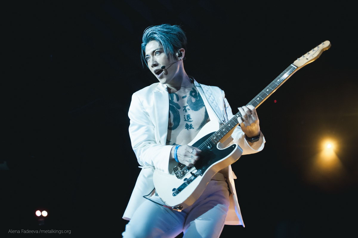 18 - Miyavi