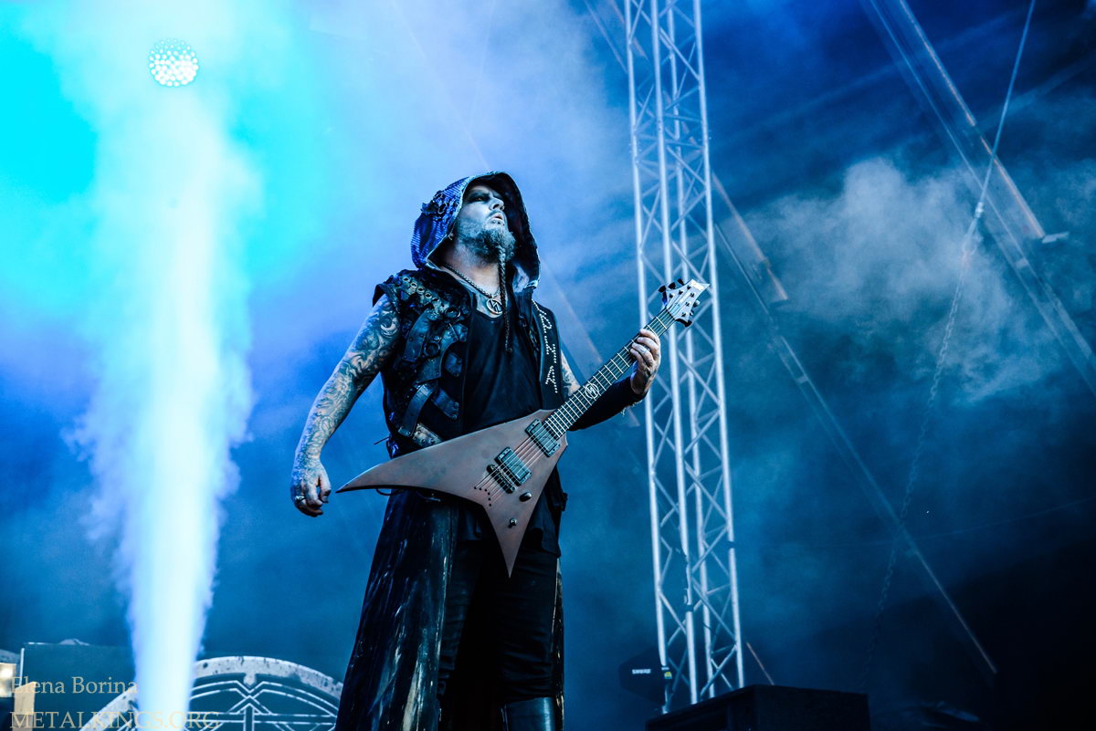 8 - Dimmu Borgir