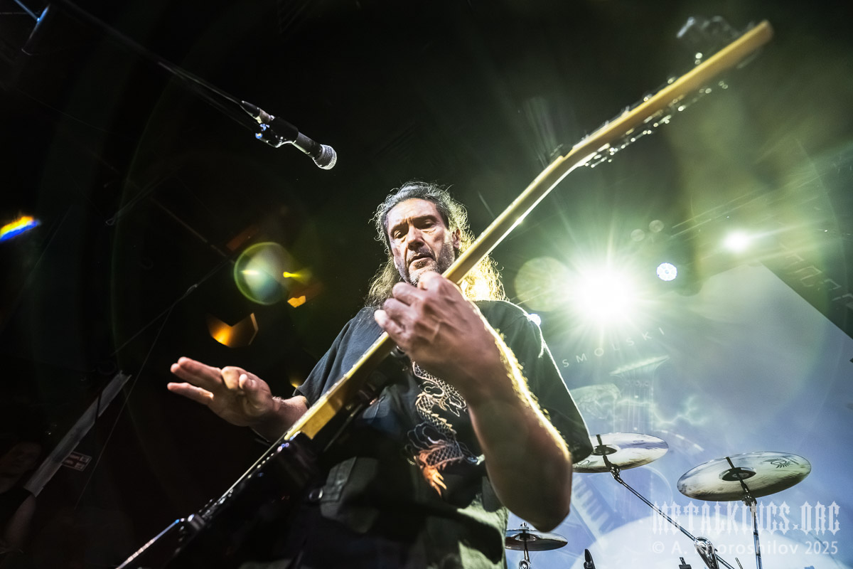 2 - VICTOR SMOLSKI