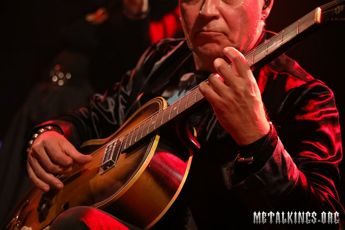 40 - Оргия Праведников