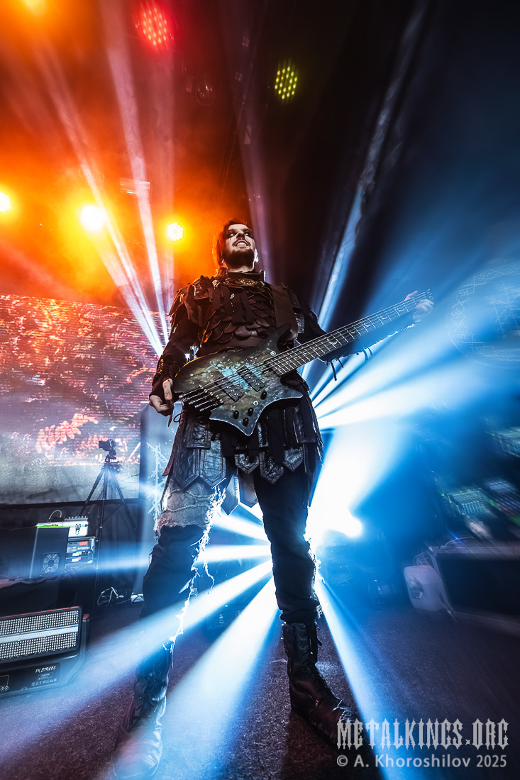 4 - ������