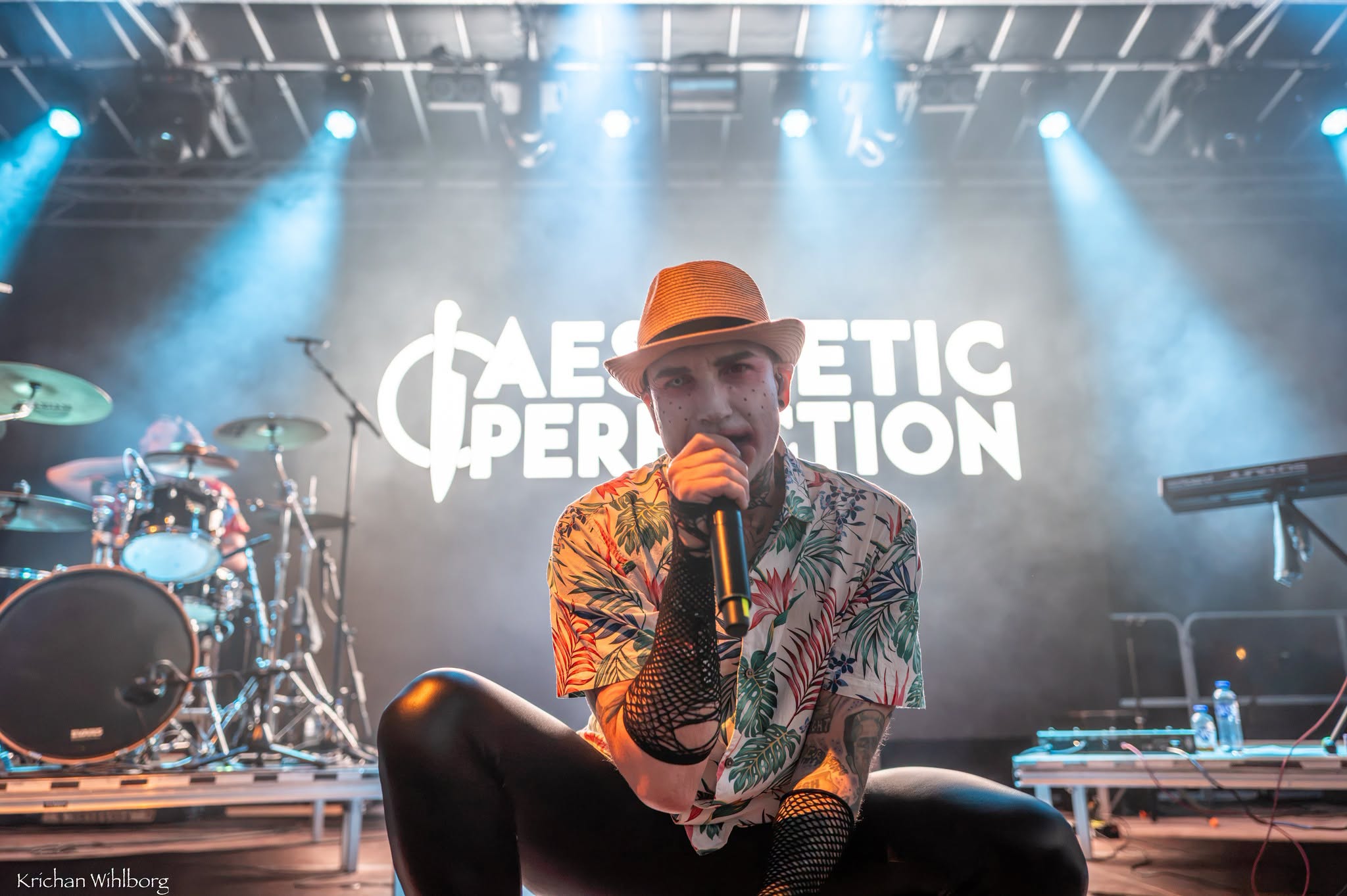 �������� � Aesthetic Perfection